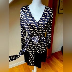 💜SOLD💜 Guess by Marciano Faux Wrap Silky Fox Print Mini Dress